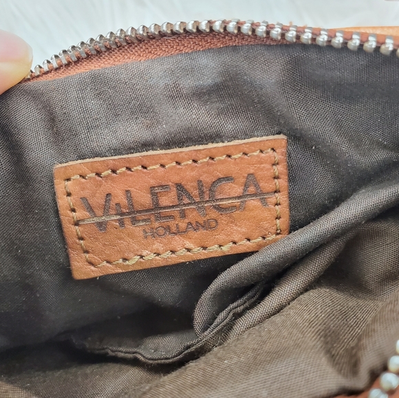 Vilenca Holland Women's Browm Leather Woven Credit Card Slots Organizer - Picture 5 of 10